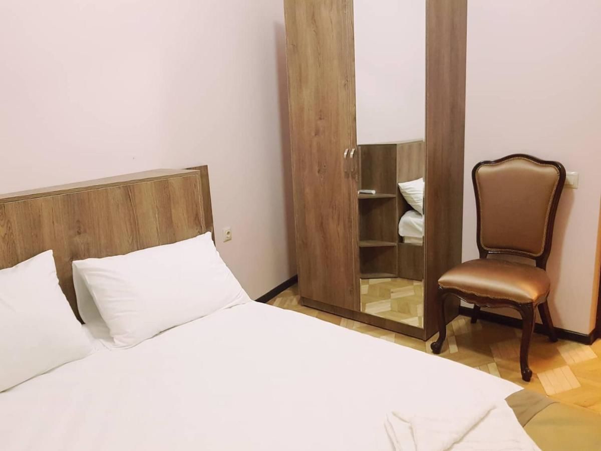 Отель Hotel Classic Тбилиси-41